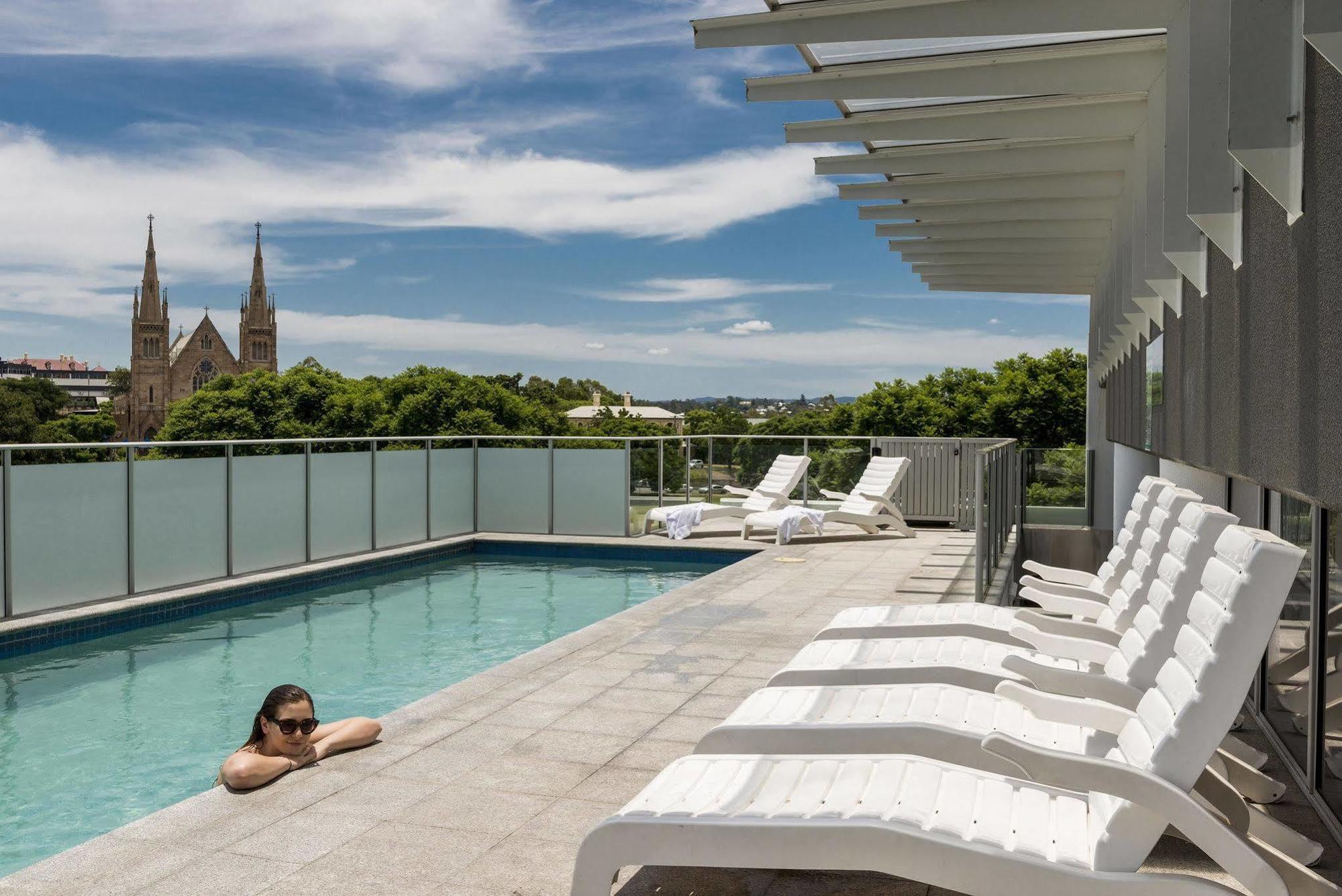 Oaks Ipswich Aspire Suites Екстериор снимка